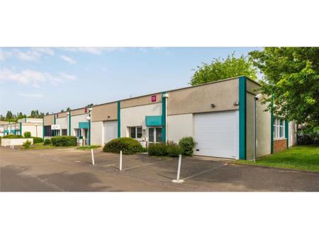 location d'entrepôt de 360 m² à trappes - 78190