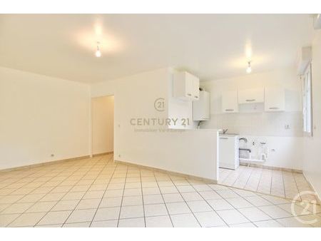 appartement f2 à louer - 2 pièces - 40 01 m2 - bussy st georges - 77 - ile-de-france