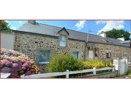 maison type longere en pierre a vendre kergrist 56 bretagne