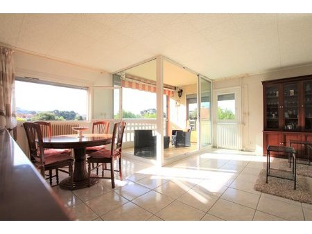 appartement 4 chambres + 2 terrasses 128m2.