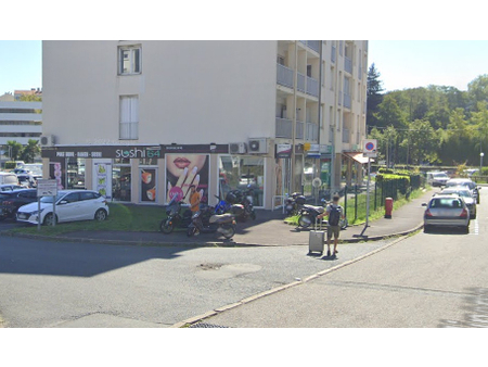 location de local commercial de 54 m² à anglet - 64600