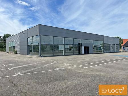 location de local commercial de 1 426 m² à montauban - 82000