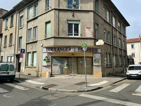 location de local commercial de 246 m² à oullins - 69600