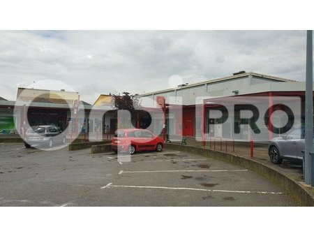 location de local commercial de 140 m² à romans-sur-isère - 26100