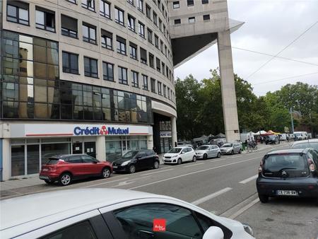 location de local commercial de 62 m² à grenoble - 38000