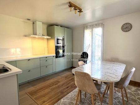 vente maison à parigné-l'évêque (72250) : à vendre / 103m² parigné-l'évêque