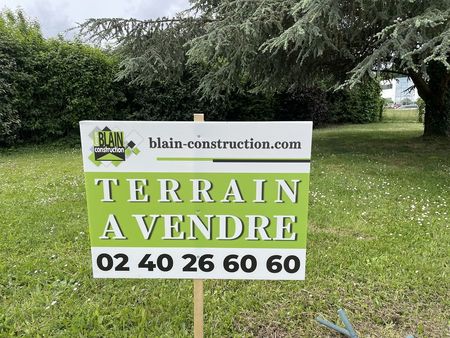 terrain 600 m² chéméré