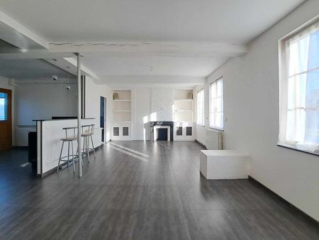 maison 9 pièces 198 m²