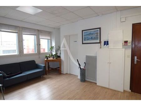 bureaux 6 pièces 122 m² saint jean de luz