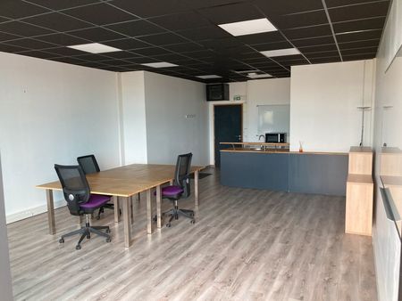 bureau de 45m² à louer - annecy - cran gevrier - les papeteries-image factory