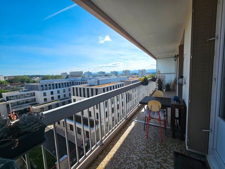 appartement t4 de 86m2 avec balcon  quartier hénon parc popy