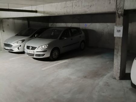 place de parking saint-aubin