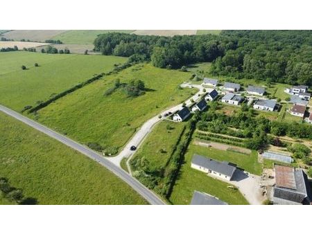 terrain 627 m² montmain