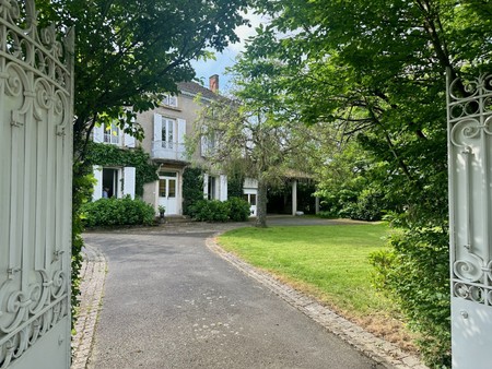 propriété à vendre à saint-étienne-sur-chalaronne