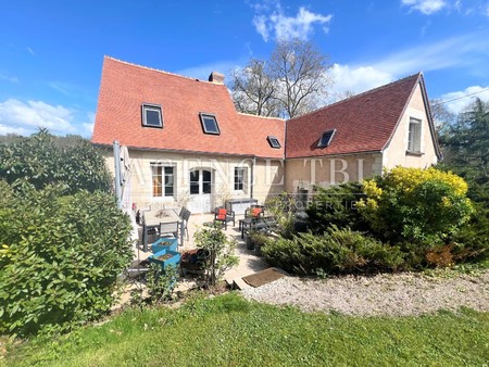 maison de luxe à vendre à saint-antoine-du-rocher