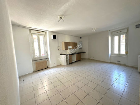carcassonne - appartement t3 de 53 m² en rez-de-chaussée - quartier des capucins