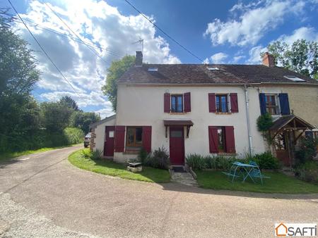 dans hameau typique de puisaye  a 2 h de paris  dans un environnement préservé  idéale rés