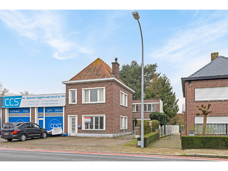 ruime degelijke woning  300m2 bewoonbaar!