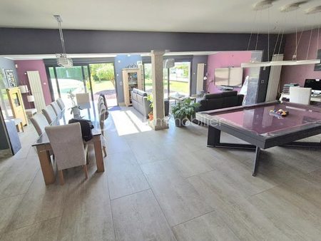 vente maison 6 pièces 175.24 m²