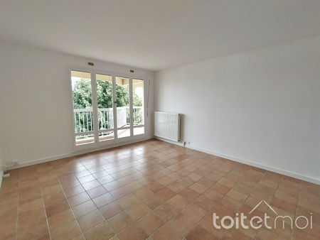 appartement 3 pièces - 66m² - le mesnil st denis