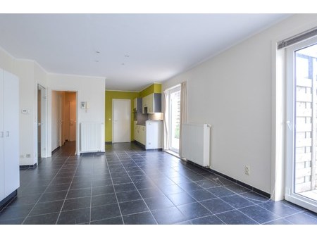 appartement te huur in eernegem met 2 slaapkamers