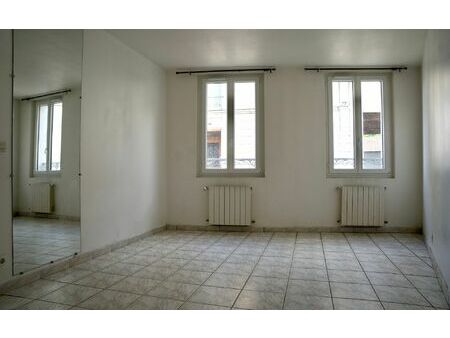 appartement crécy-la-chapelle m² t-2 à vendre  119 000 €