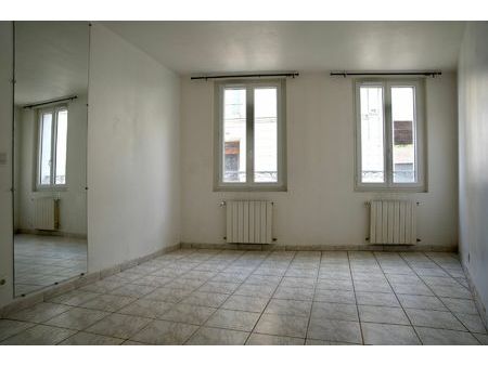 appartement crécy-la-chapelle m² t-2 à vendre  119 000 €