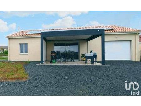 vente maison viager à cléré-sur-layon (49560) : à vendre viager / 80m² cléré-sur-layon