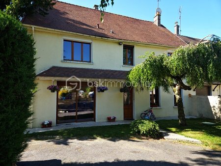 maison de 153 m² à la ferte-gaucher