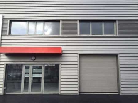 location d'entrepôt de 350 m² à villeneuve-la-garenne - 92390
