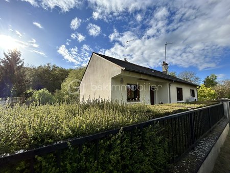 maison de 100 m² à neuil