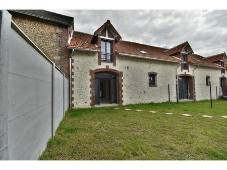 maison de village avec 4 chambres proche de saint-prest