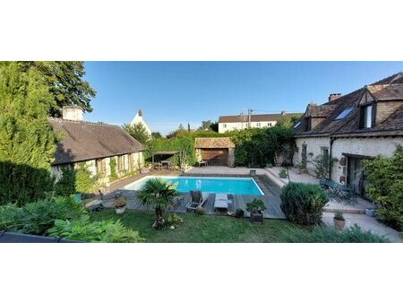 vente propriété 9 pièces 275 m²