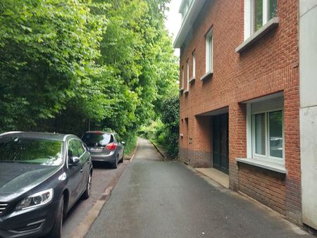 bel appartement 115m²  endroit calme  verdure. living 45m²