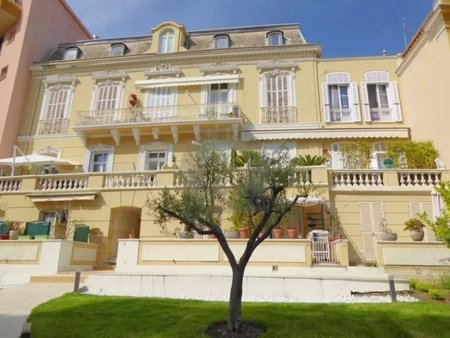 menton plein centre jardins bioves studio.