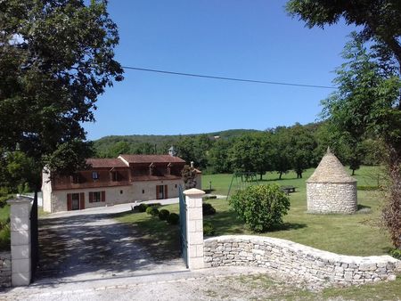 maison avec piscine 5x10 proche rocamadour/padirac/sarlat