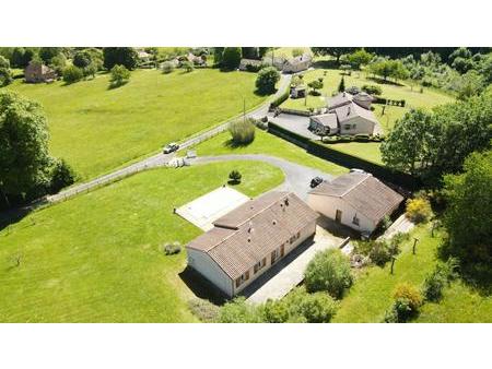 maison de plain-pied 5 pièces sur un terrain clos de 5131m²