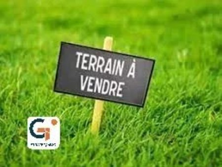 vente terrain à batir 1050 m²