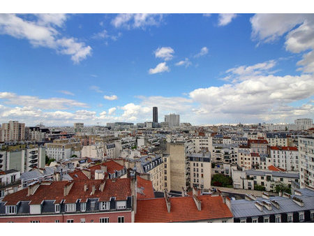 appartement 2 pièces   loggia avec vue sur paris