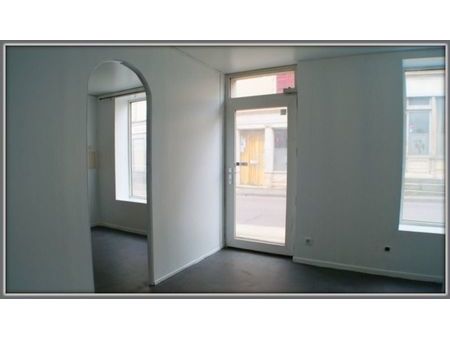 local commercial 25 m²