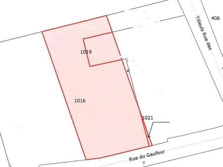 terrain constructible 824 m²