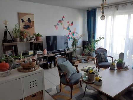 appartement de type 2 en bon état sur cadaujac