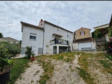 maison de 124 m² à la couronne