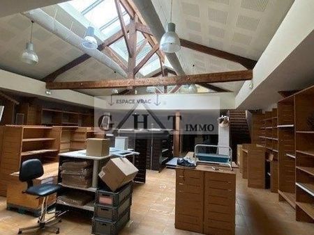 local industriel 383 m²