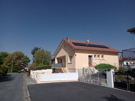 belle maison individuelle de 133 m2 avec sous-sol dans un environnement calme