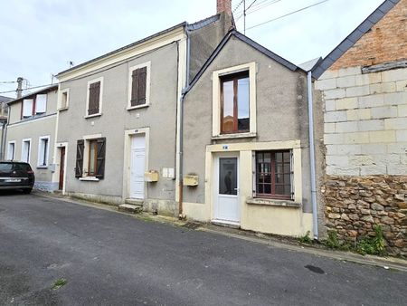 centre bourg - immeuble de 129m2 comprenant un logement t5 et un logement t3