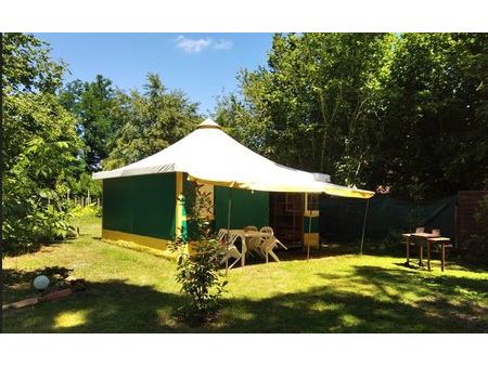 bungalow toilé tout équipé 4 pers. location au mois dans petit camping calme