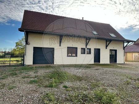 maison 3 pièces 90 m²