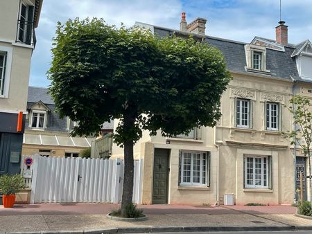 maison meublée deauville plein centre  près de la place morny