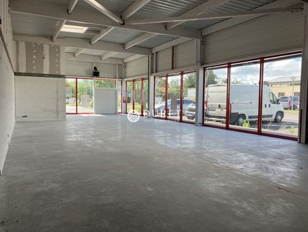 local commercial 173 m² challans